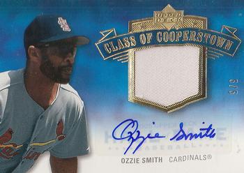 2005 Upper Deck Hall of Fame - Class of Cooperstown Autograph-Material Gold #CC-OS2 Ozzie Smith Front