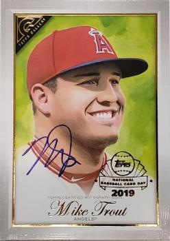 2019 Bowman Platinum - National Baseball Card Day Gallery Preview Autographs #GPA-MT Mike Trout Front