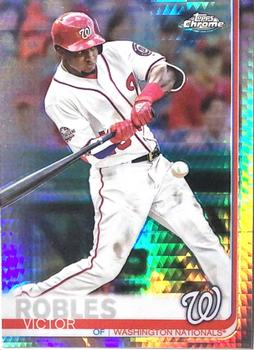 2019 Topps Chrome - Prism Refractor #33 Victor Robles Front