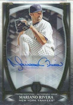 2019 Topps Tribute - Iconic Perspectives Autographs #IP-MR Mariano Rivera Front