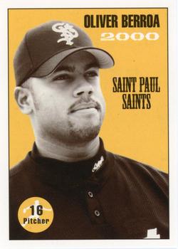 2000 St. Paul Saints #NNO Oliver Berroa Front