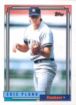 1992 Topps #672 Eric Plunk Front