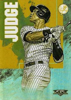 2019 Topps Fire - Gold Minted #122 Aaron Judge Front