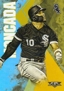 2019 Topps Fire - Gold Minted #175 Yoan Moncada Front