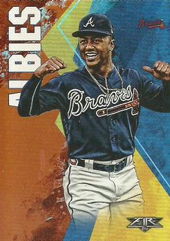 2019 Topps Fire - Orange #17 Ozzie Albies Front
