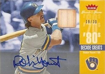 2006 Fleer Greats of the Game - Decade Greats Autograph Memorabilia #DEC-RY Robin Yount Front