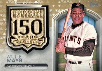 2019 Topps Update - 150th Anniversary Manufactured Medallion Relics Gold #AMM-WM Willie Mays Front