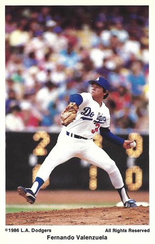 1986 Coca-Cola Los Angeles Dodgers #NNO Fernando Valenzuela Front