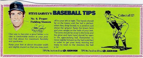 1979 Post Raisin Bran Steve Garvey's Baseball Tips #6 Proper Fielding Stances Front