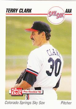 1992 SkyBox Team Sets AAA #81 Terry Clark Front