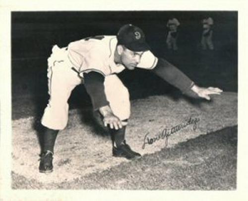 1950 Sawyer Biscuit Indianapolis Indians #NNO Don Gutteridge Front