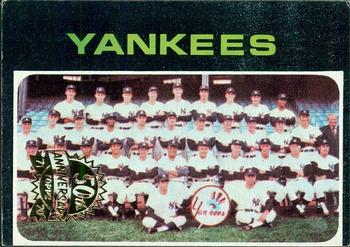 2020 Topps Heritage - 50th Anniversary Buybacks #543 Yankees Team Front
