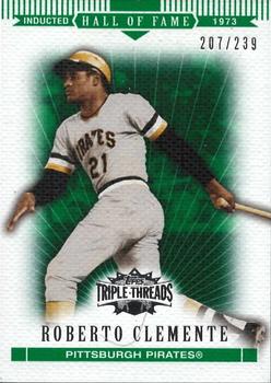2007 Topps Triple Threads - Emerald #4 Roberto Clemente Front