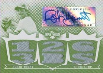 2007 Topps Triple Threads - Relics Autographs White Whale Printing Plate #TTRA63 Robin Yount Front