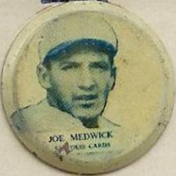 1938 Our National Game Pins (PM8) #NNO Joe Medwick Front