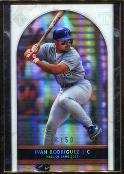 2020 Topps Transcendent Collection Hall of Fame Edition - Hall of Fame Icons #21 Ivan Rodriguez Front