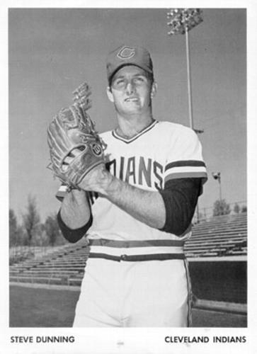 1972 Cleveland Indians Picture Pack A #NNO Steve Dunning Front