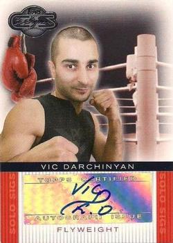 2008 Topps Co-Signers - Solo Sigs #SS-VD Vic Darchinyan Front
