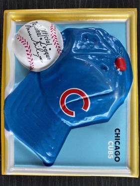 1969 Fleer 3D Trophy Hats #NNO Chicago Cubs Front