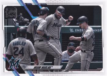 2021 Topps #172 Miami Marlins Front