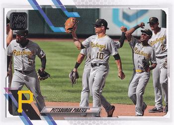 2021 Topps #251 Pittsburgh Pirates Front
