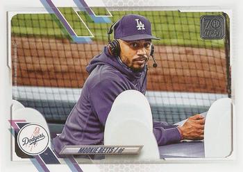 2021 Topps #13 Mookie Betts Front