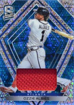 2020 Panini Chronicles - Spectra Swatches Neon Blue #49 Ozzie Albies Front