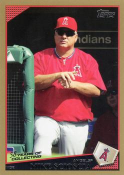 2009 Topps - Gold #461 Mike Scioscia Front