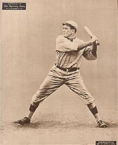 1909-13 M101-2 Sporting News #NNO Larry Doyle Front