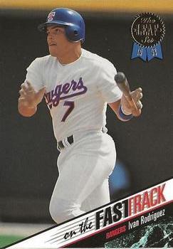 1993 Leaf - On the Fast Track #15 Ivan Rodriguez Front
