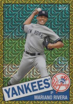 2020 Topps Update - 1985 Topps Baseball 35th Anniversary Chrome Silver Pack Gold Refractor #CPC-3 Mariano Rivera Front