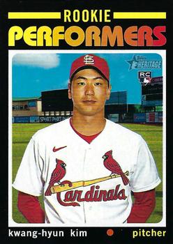 2020 Topps Heritage - Rookie Performers #RP-12 Kwang-Hyun Kim Front