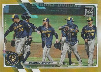 2021 Topps - Gold Foil #59 Milwaukee Brewers Front