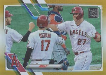 2021 Topps - Gold Foil #621 Los Angeles Angels Front