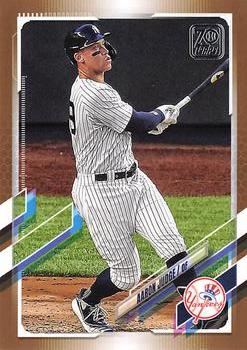 2021 Topps - Gold #99 Aaron Judge Front