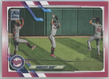 2021 Topps - Mother's Day Pink #156 Minnesota Twins Front