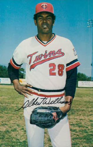 1981 Minnesota Twins Postcards - Facsimile Signatures #NNO Al Williams Front