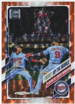 2021 Topps - Orange #553 Twins® Up The Middle Front