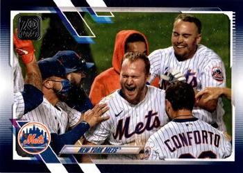 2021 Topps - Royal Blue #555 New York Mets Front