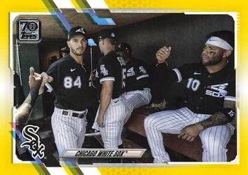 2021 Topps - Yellow #318 Chicago White Sox Front