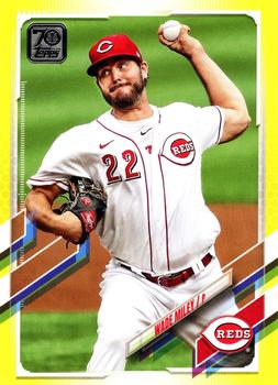 2021 Topps - Yellow #638 Wade Miley Front