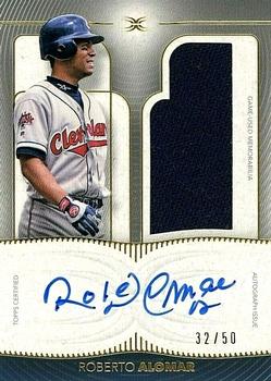 2021 Topps Definitive Collection - Definitive Autographed Relic #DARC-RA2 Roberto Alomar Front