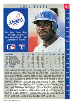 1993 Score #586 Eric Young Back