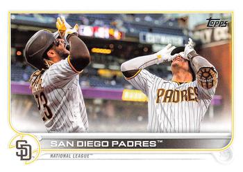 2022 Topps #124 San Diego Padres Front
