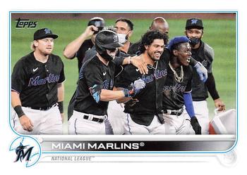 2022 Topps #326 Miami Marlins Front