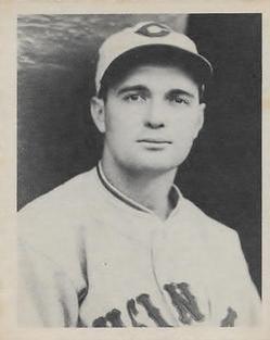 1939 Play Ball - Samples #77 Lew Riggs Front