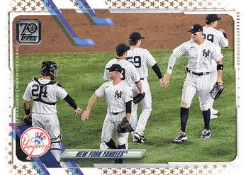 2021 Topps - Gold Star #39 New York Yankees Front