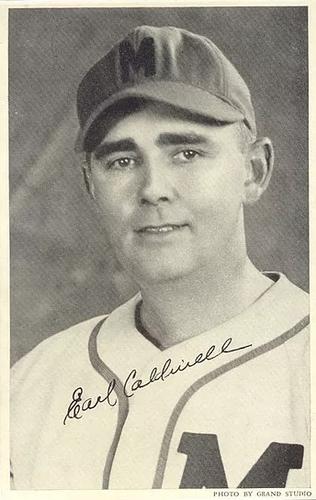 1943 Grand Studio Milwaukee Brewers #NNO Earl Caldwell Front