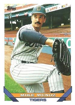 1993 Topps #379 Mike Munoz Front