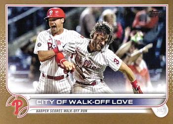 2022 Topps - Gold #321 City of Walk-Off Love Front